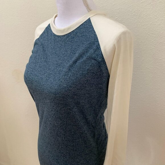 LuLaRoe Randy Baseball Tee Blue & Cream Raglan Sleeve Womens Small - Picture 2 of 5